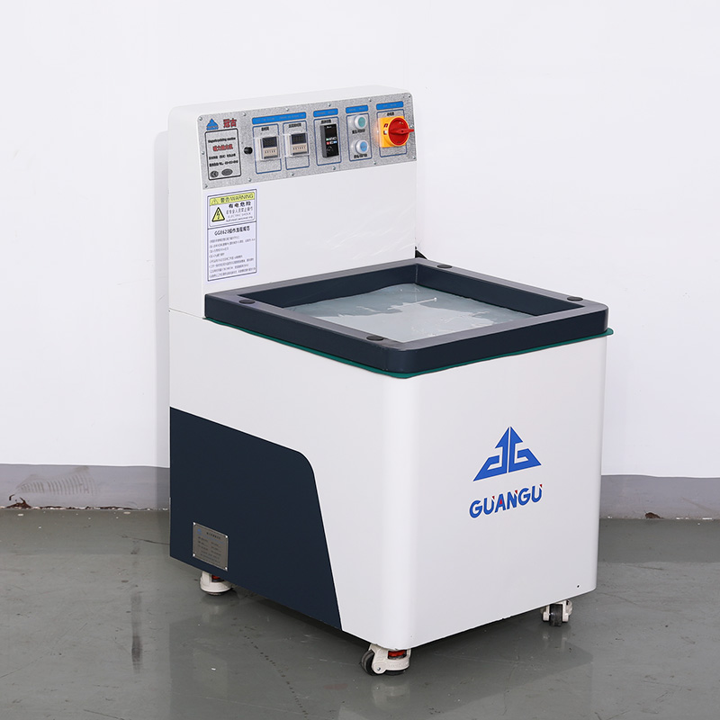 MpigiMAGNETIC POLISHING MACHINE GG8620